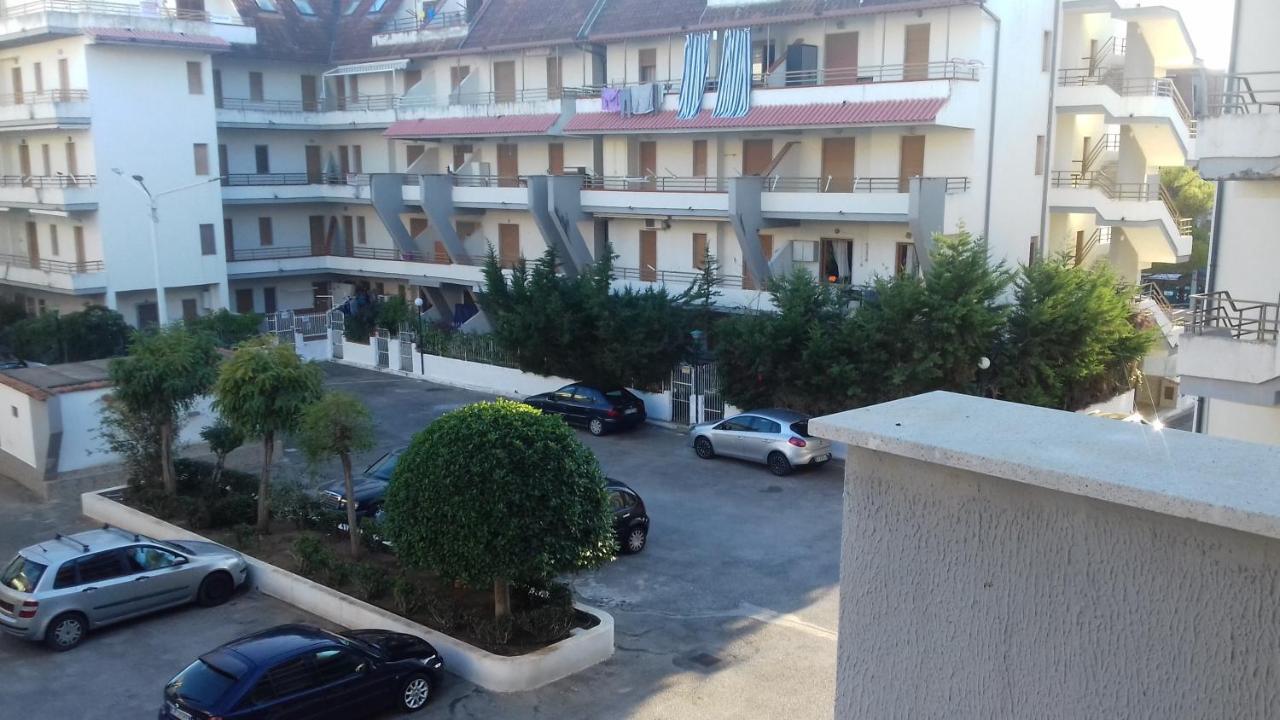 Appartamento Pitagora Scalea Exterior foto